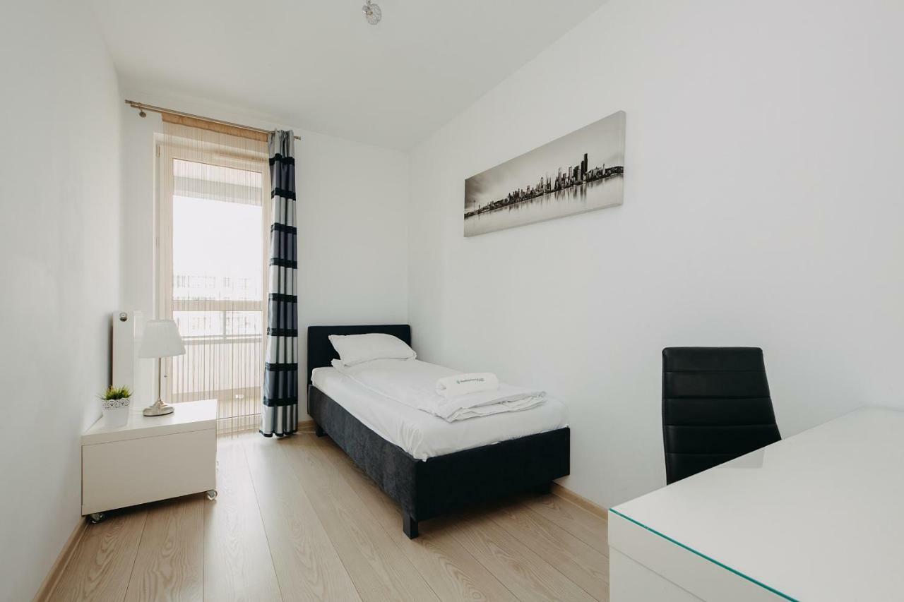 Apartment Shortstaypoland Krakowska Warschau