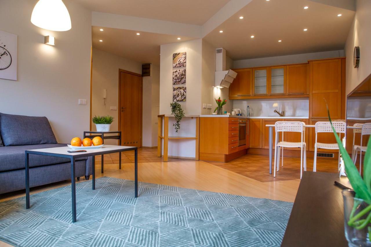 New Praga Near To Metro, Free Parking