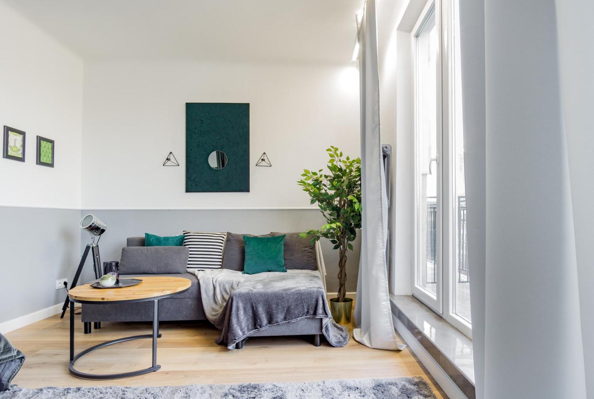 Apartment Center *