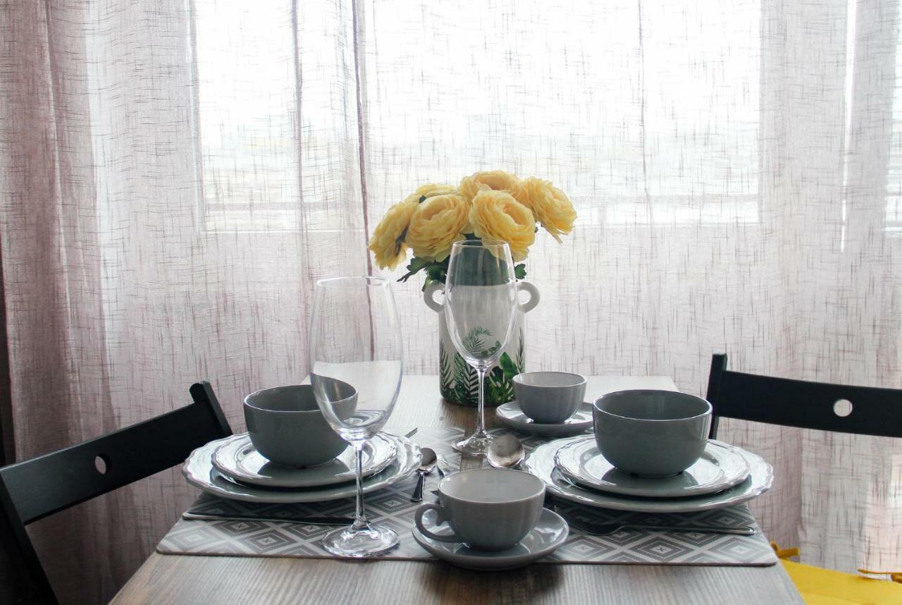Sunny Center Apartment *
