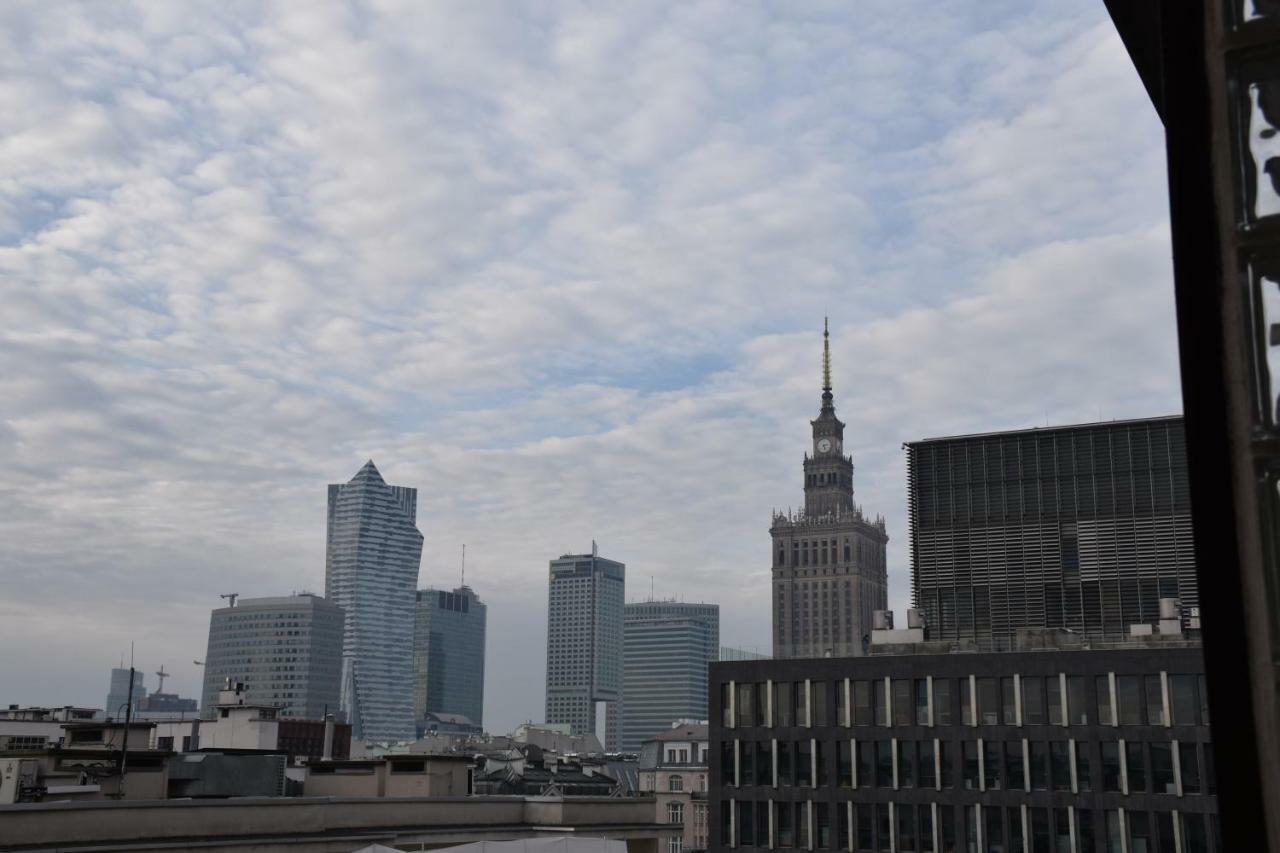 West Marszalkowska 87 *