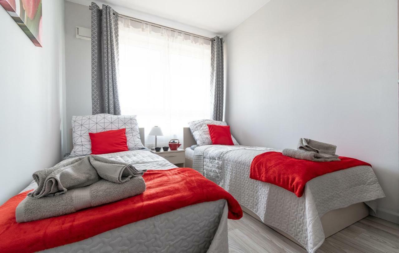 Metropolia Typu Deluxe, Free Wifi, Fv Apartamento Varsóvia