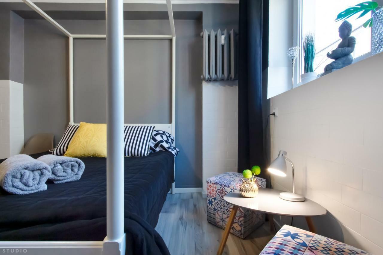 Clicktheflat Constitution Square * Warszawa