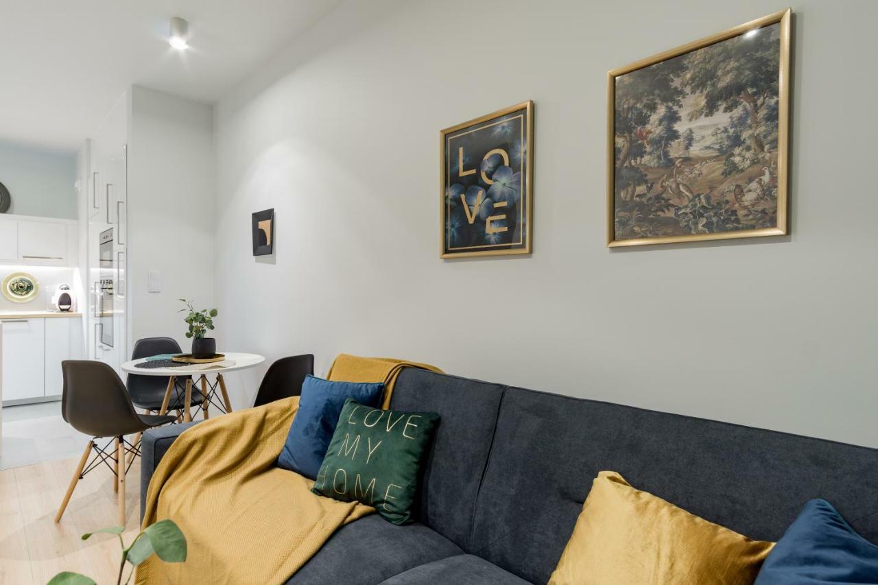 Apartment Mennica Chic Warsaw