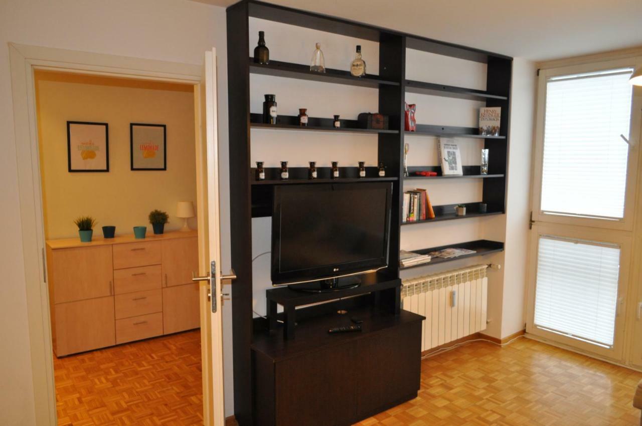 Apartment Blue Book Grzybowska Warsaw