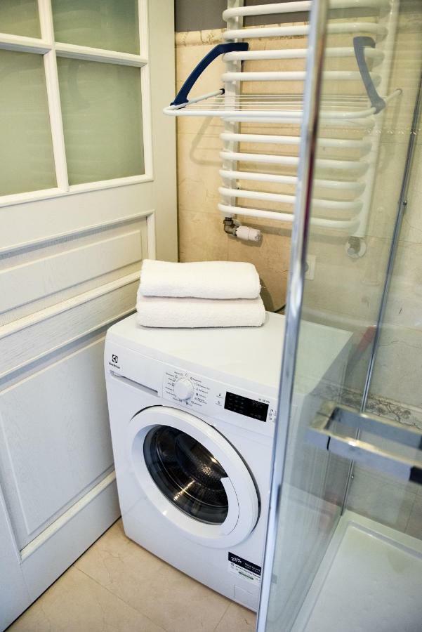 Hoza 50 With A Balcony In Close Center *