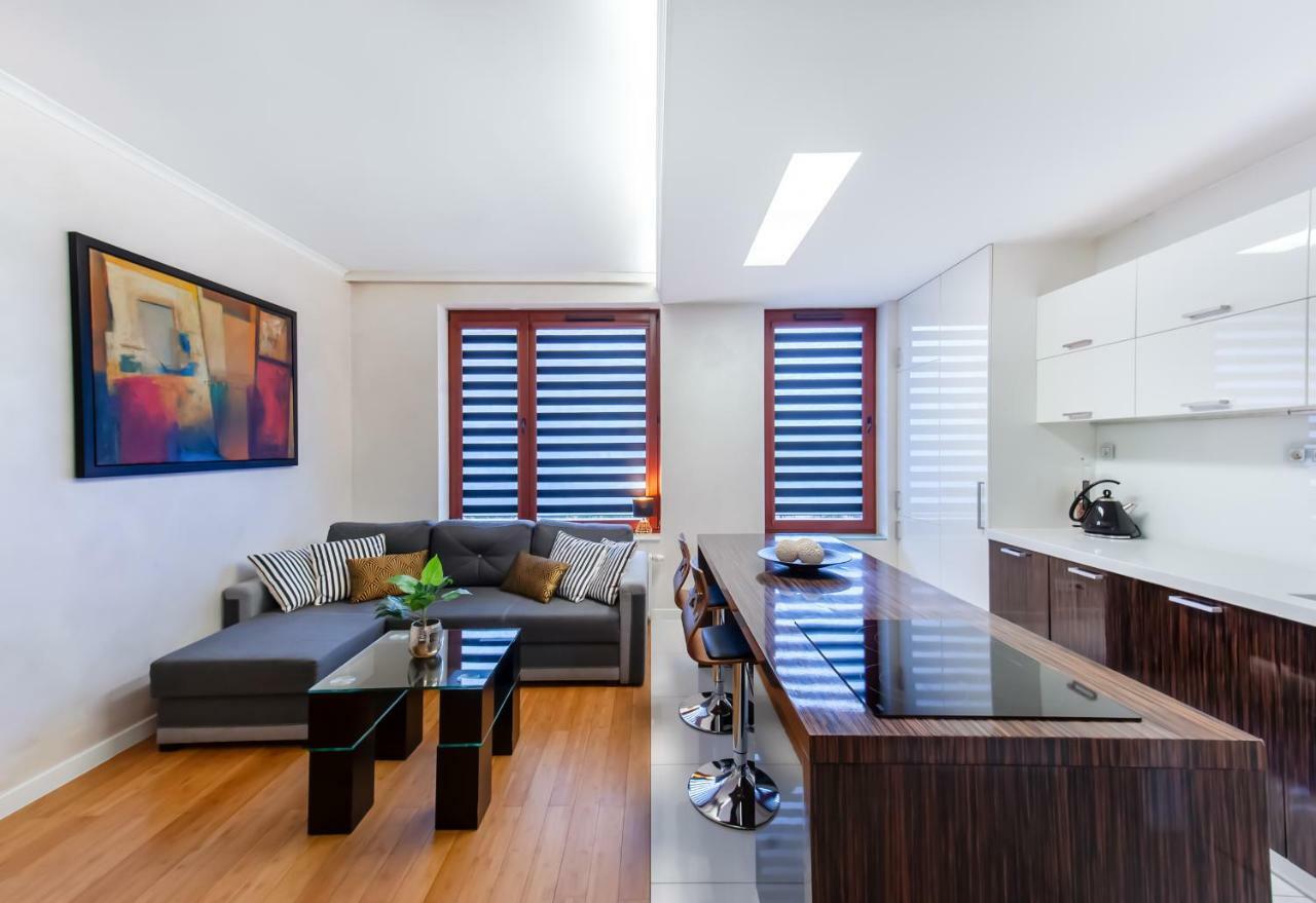 Apartment Clicktheflat Luxury In