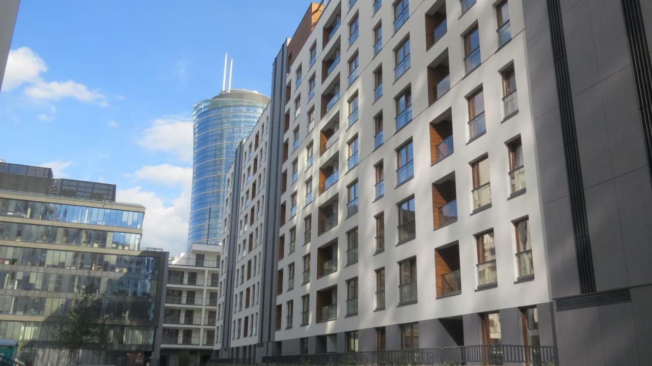 Vista Spire Apartment