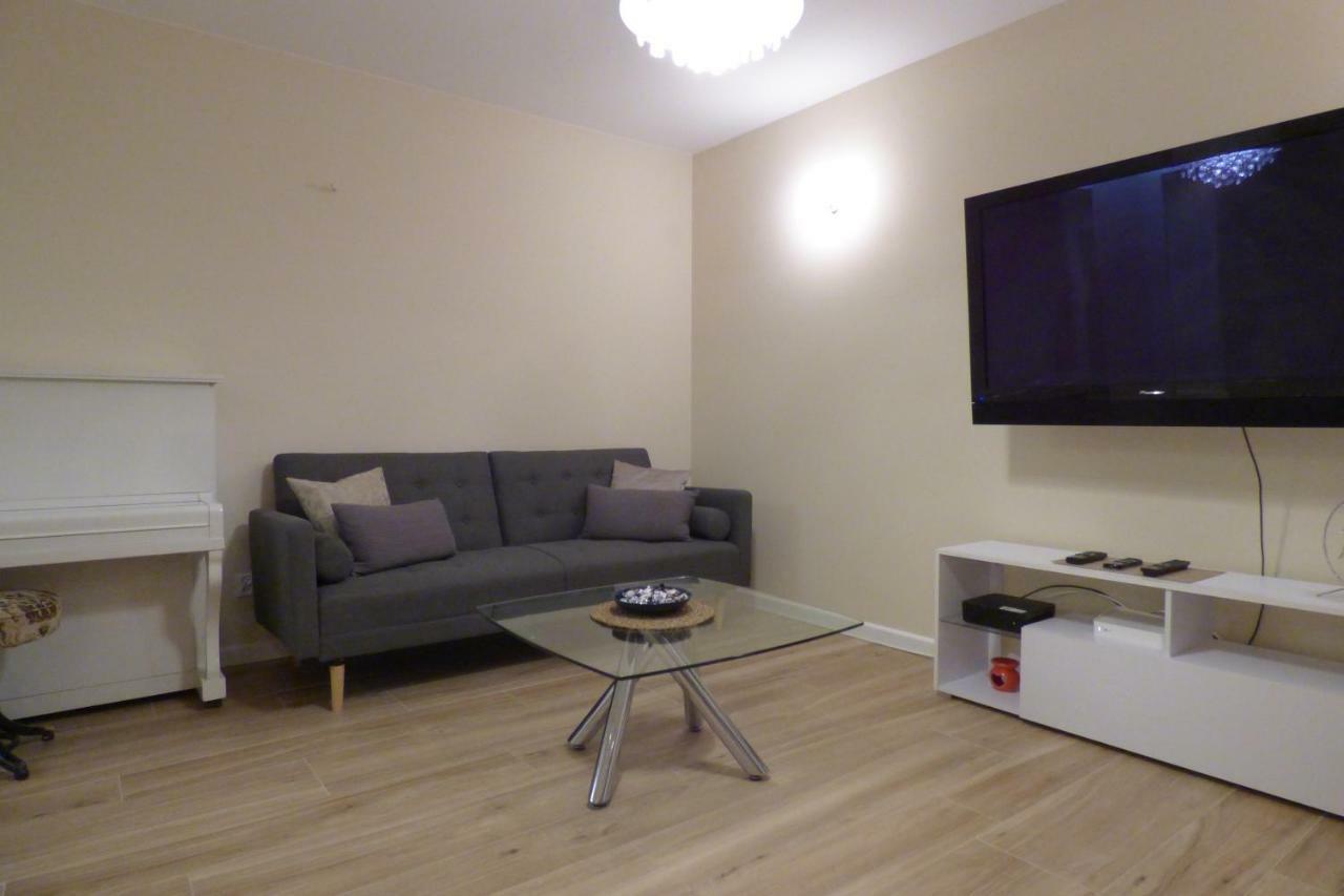 Apartament Kwiatkowskiego Warsaw