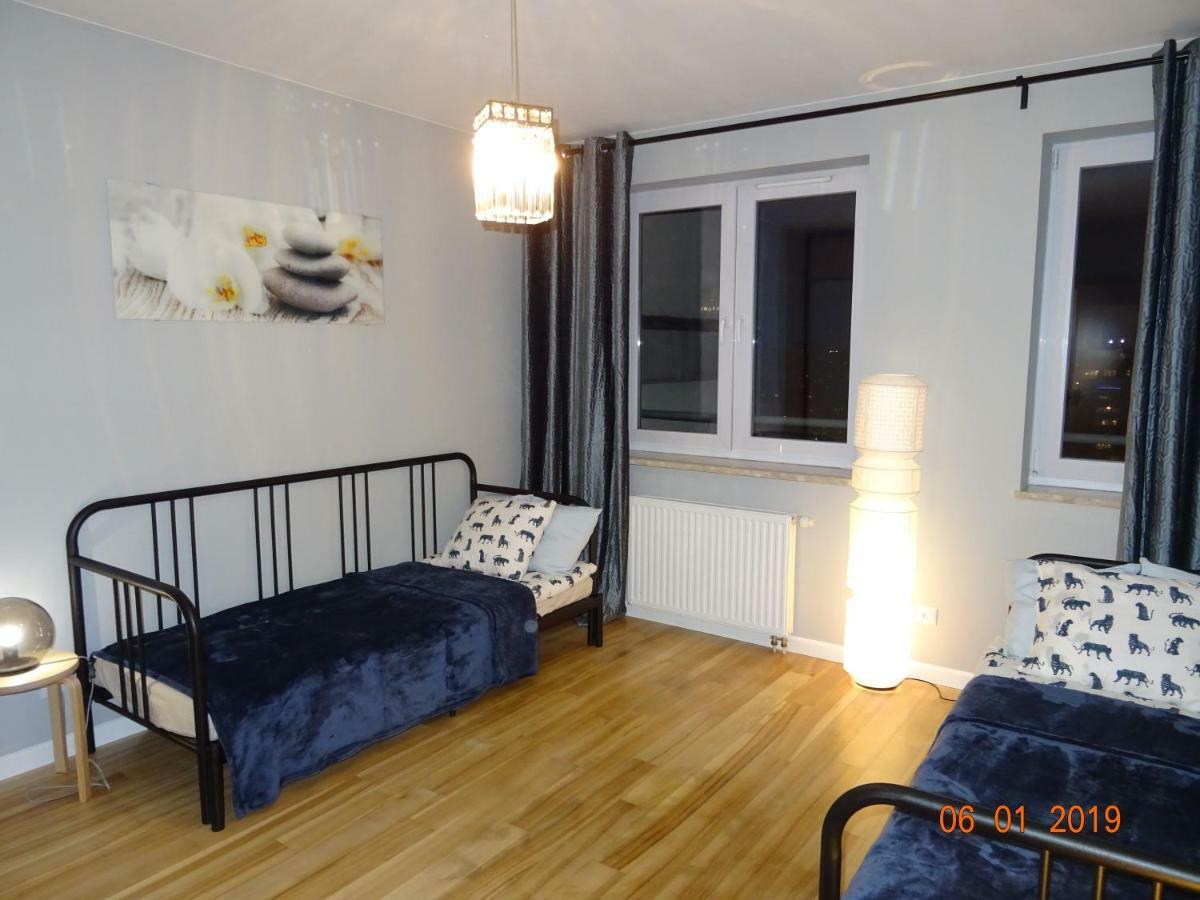 Apartament Kwiatkowskiego Apartment Warsaw