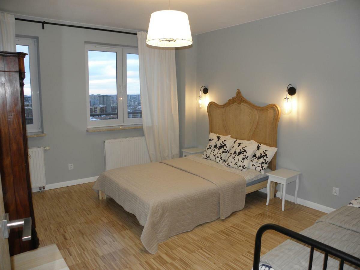 Apartment Apartament Kwiatkowskiego Warsaw