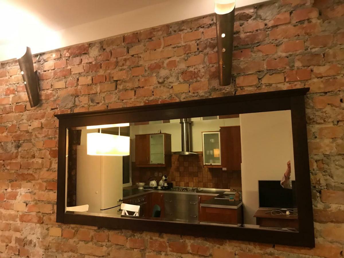 Stare Miasto Dluga 8 Căn hộ
