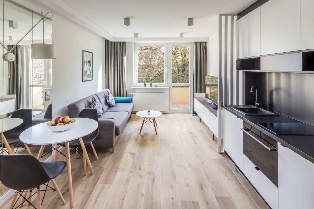 Apartment Nowogrodzka 17 Studio By Homeprime