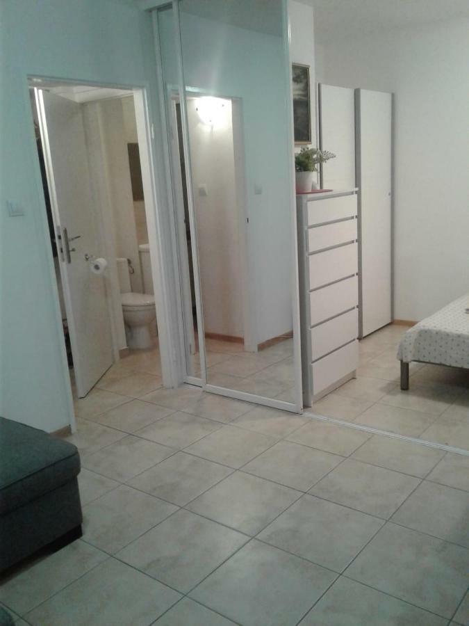 Amber Pereca Apartament *
