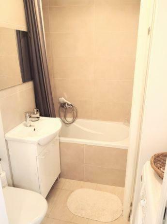Amber Pereca Apartament Warszawa