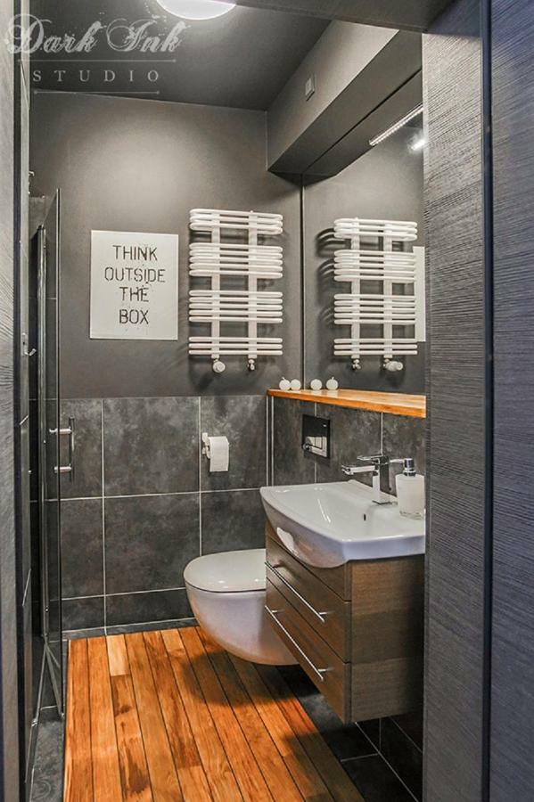 Apartment Business Europa22 Airport Lotnisko Premium Wysoka Jakosc Quality Otwarty Dla Gosci Biznesowych Niemasowosc Izolatorium Bon Turystyczny Sterylne Warunki Kwarantanna Badz Biurowa Praca Zdalna *