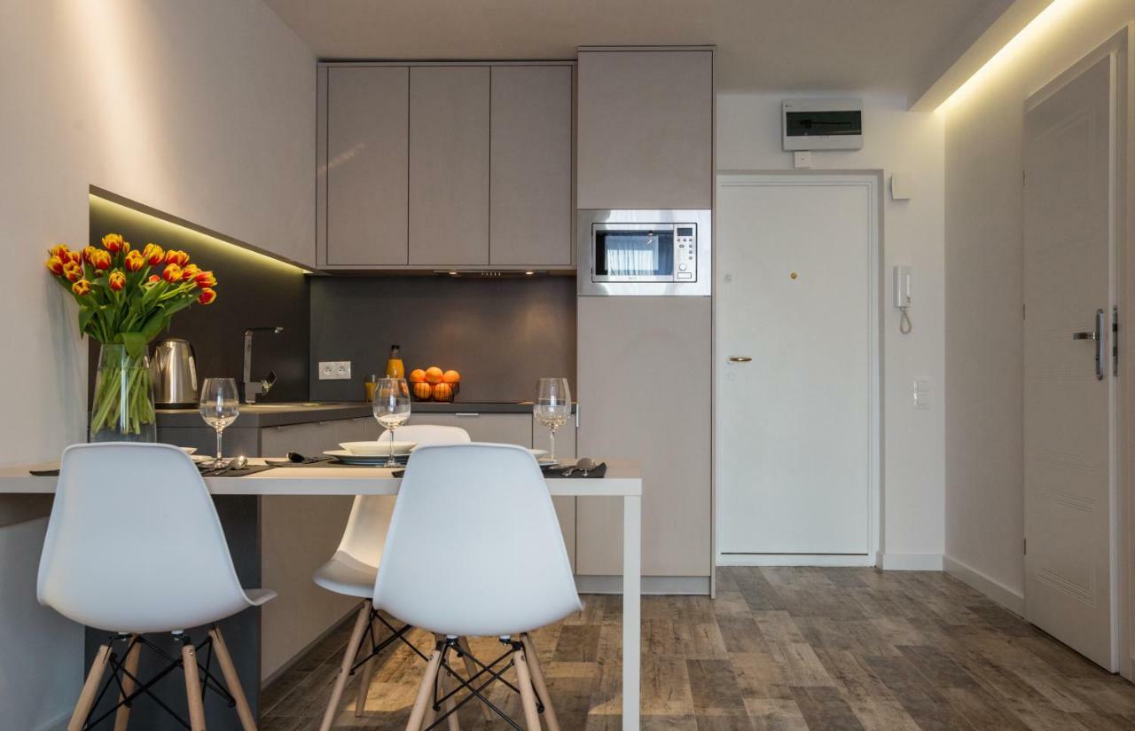 Apartament Warsawskyline - żelazna Center