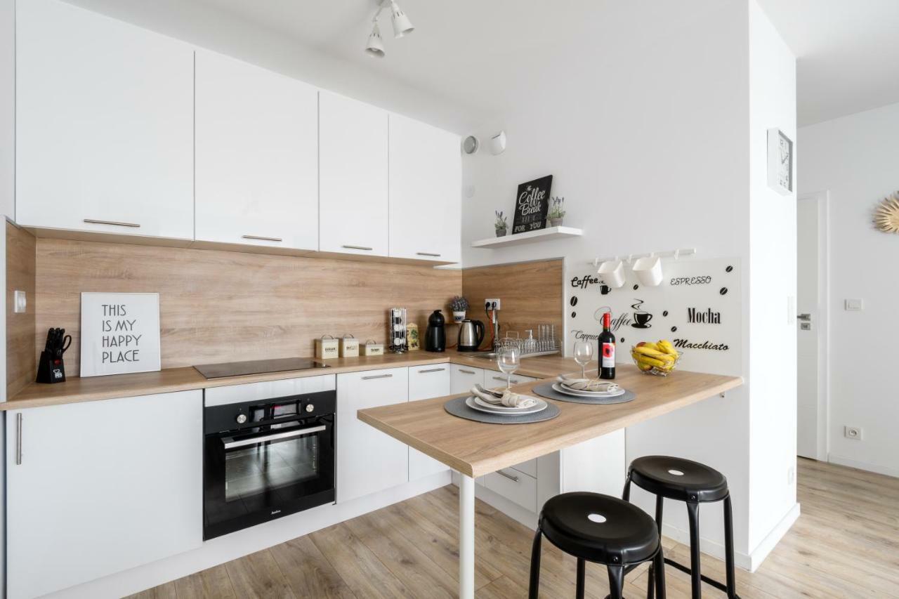Apartment M&r Apartament: Premium Airport With Self Check-in *