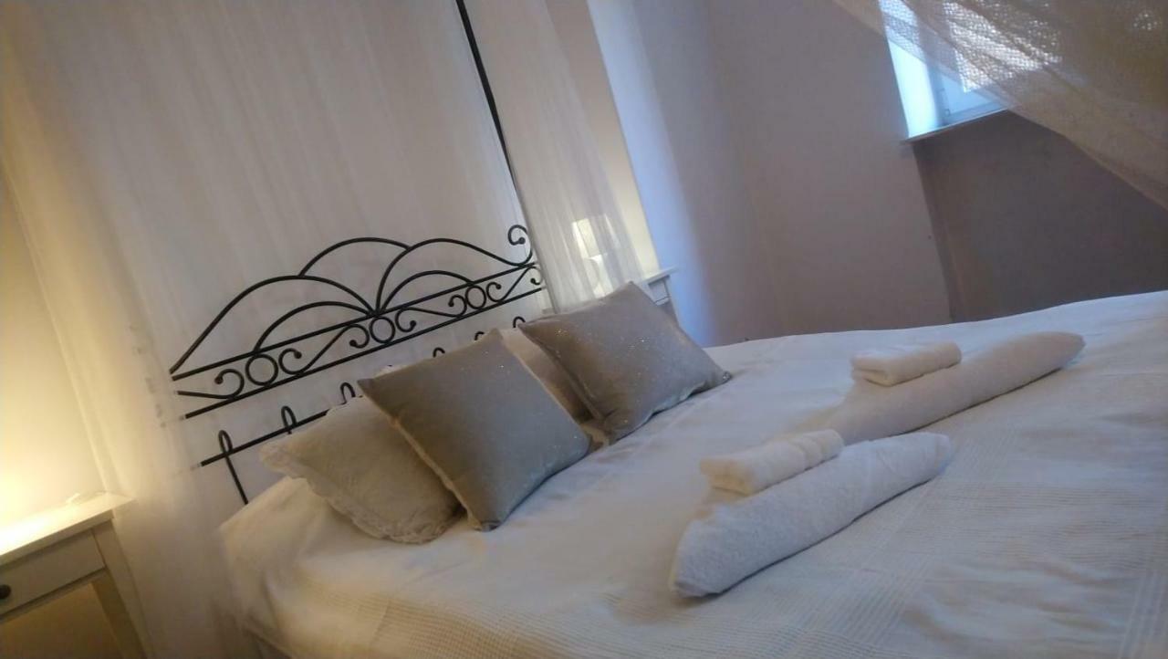 Warszawa, Centrum, Wiejska 15, Kamienica Homestay *