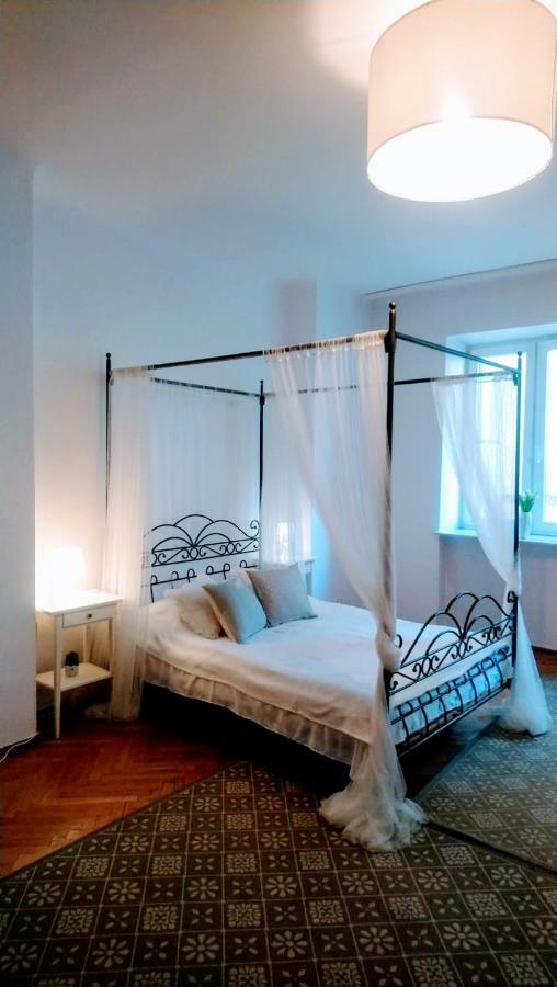 Homestay Warszawa, Centrum, Wiejska 15, Kamienica *
