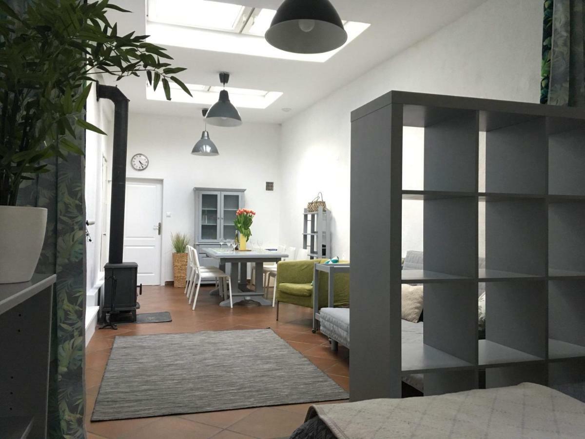 Big Calm 15min 6pers Wifi Fireplace Garden Grill Apartment