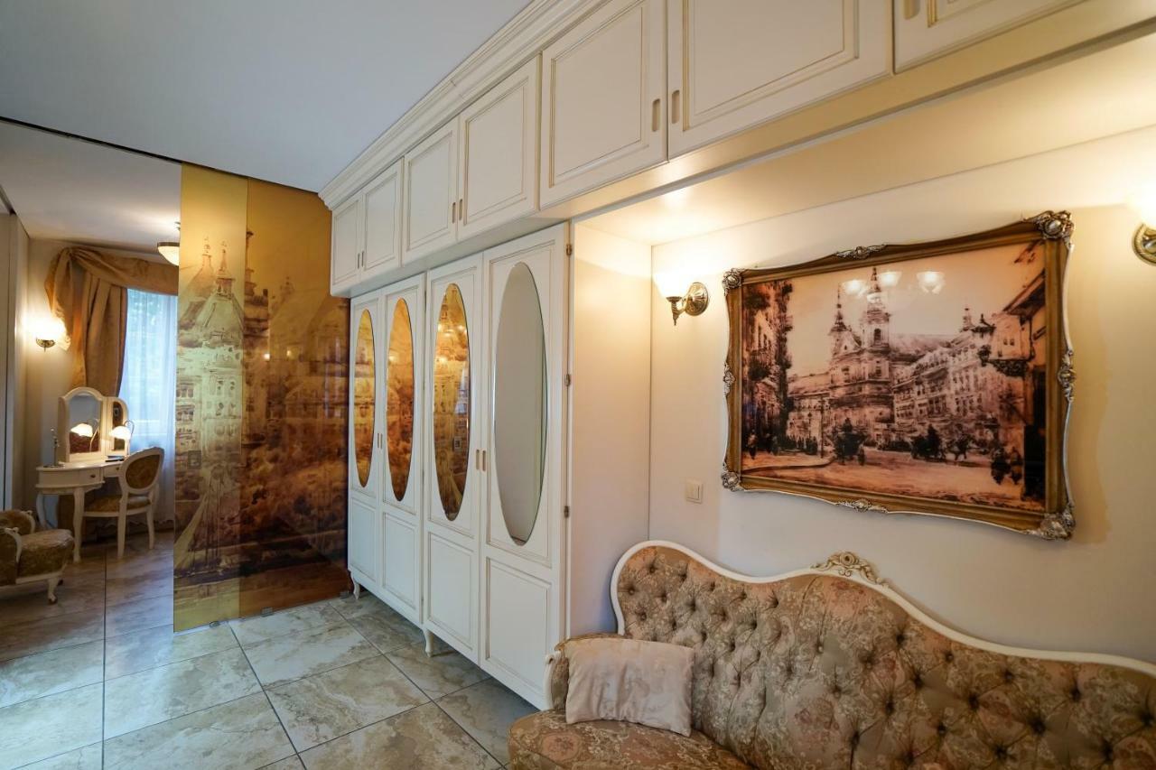 Apartament Empire