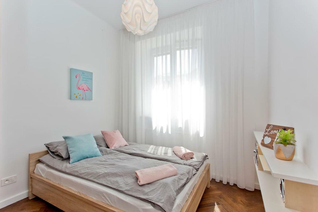 Căn hộ Luxury And Comfortable- Golden Apartments- Royal Street Warsaw