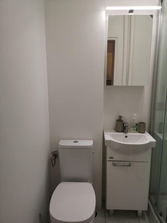 Onz Tower Apartment