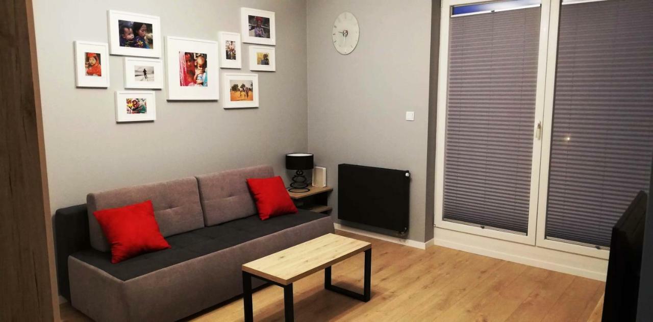 Bielany Oczapowskiego Apartment *