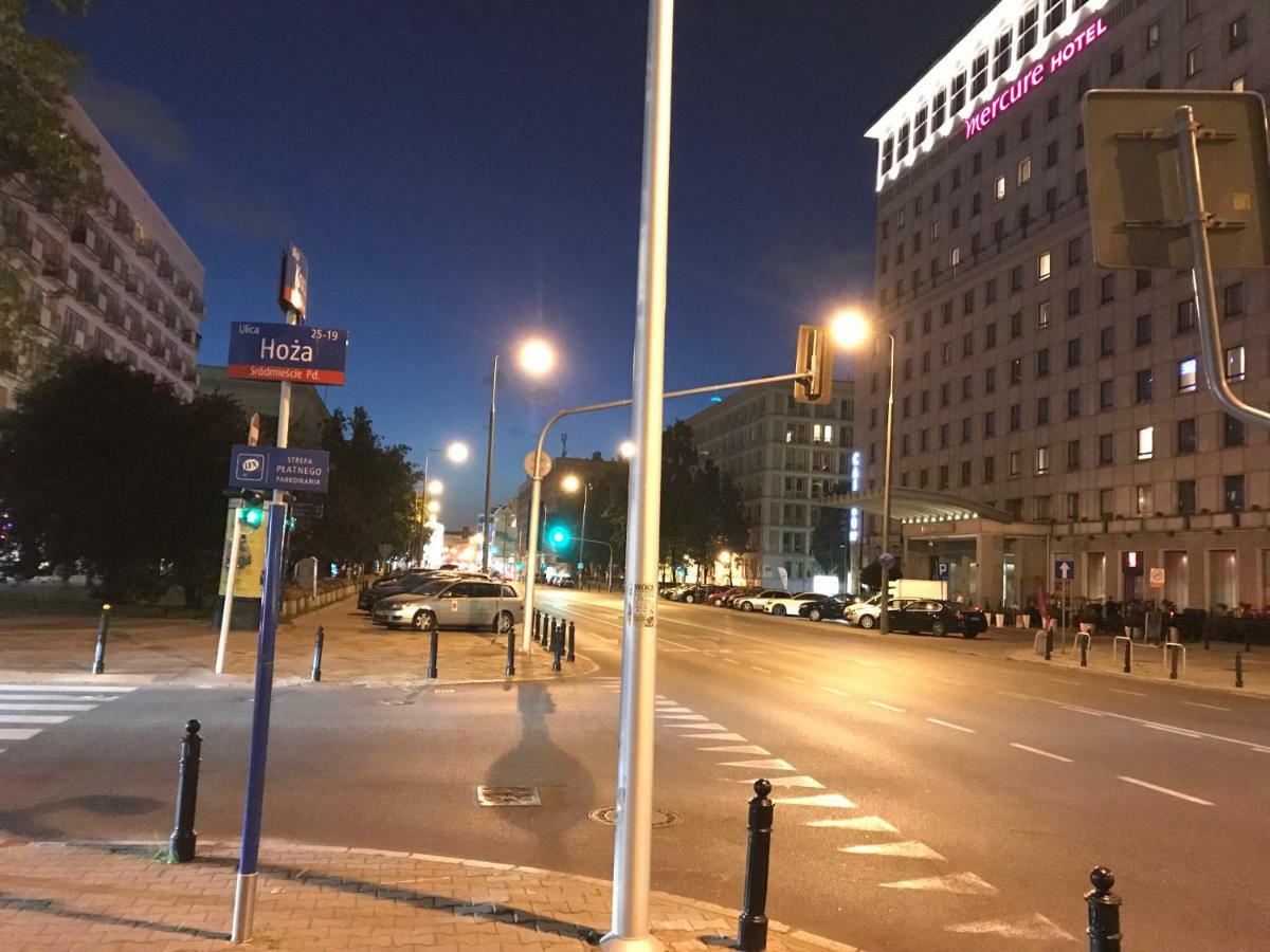 Căn hộ Rent0nline Hoza Center Metro Warsaw