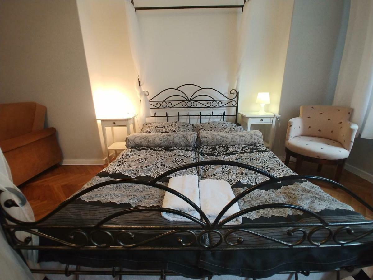 Warszawa, Centrum, Wiejska 15, Kamienica Homestay Warsaw