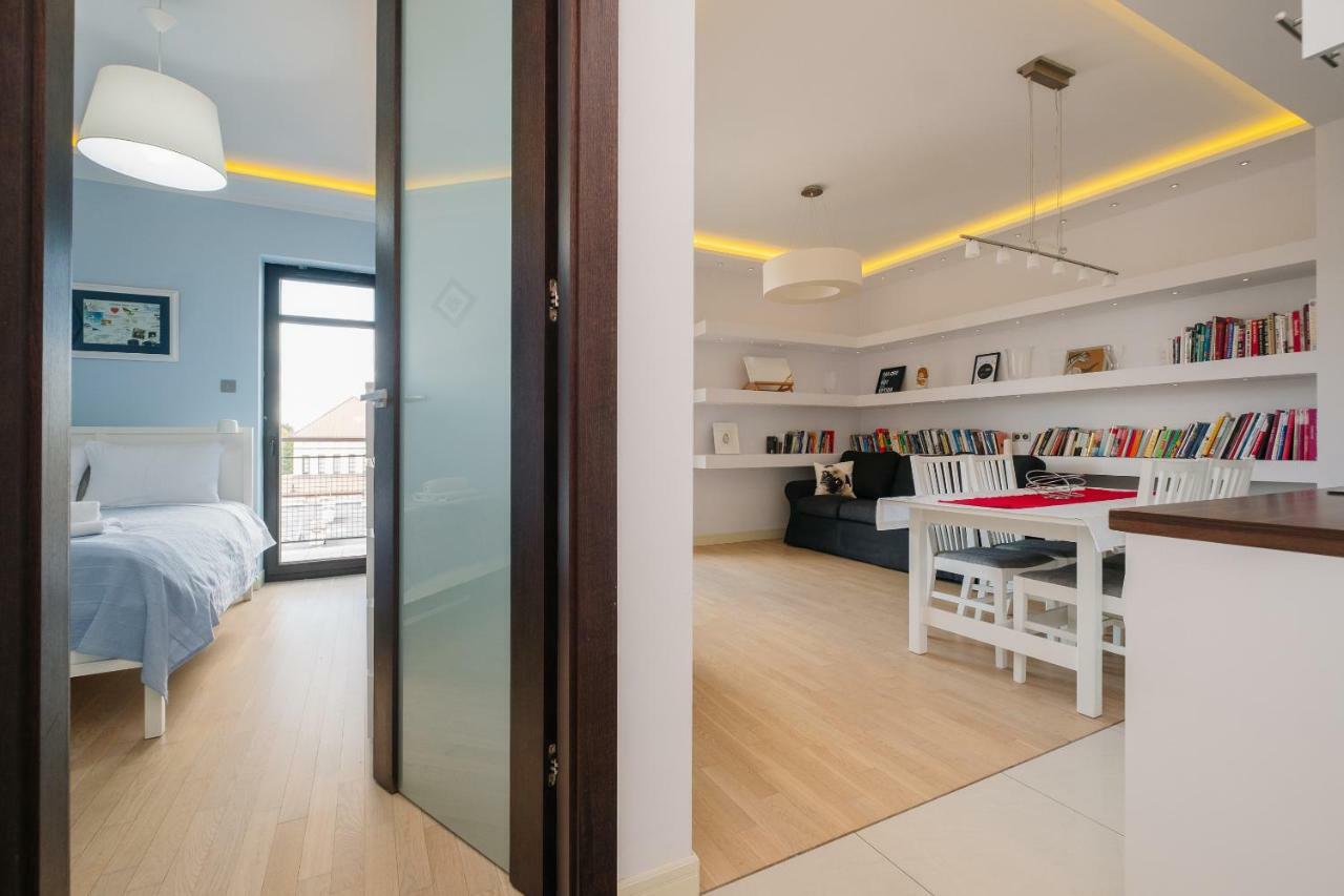 Apartment Modern Across The Ponds *