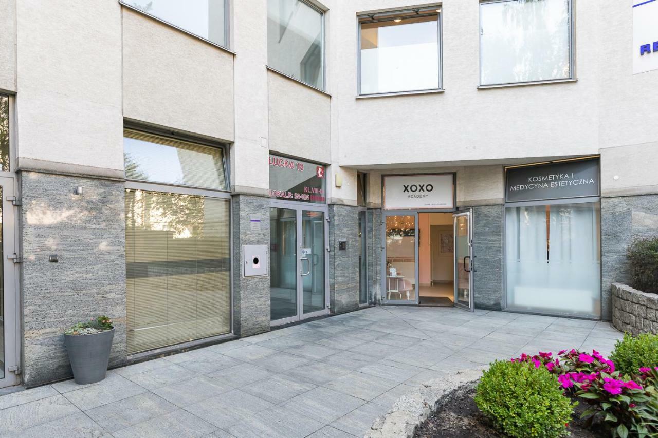 Rent Like - Lucka 18 Na Zicher * Warsaw