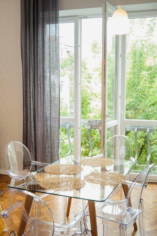 Zoli Apartment *