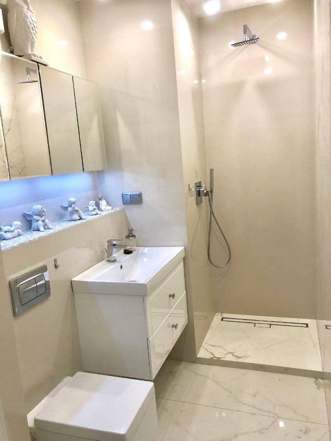 Luxury In City Centre Unique Apartment *
