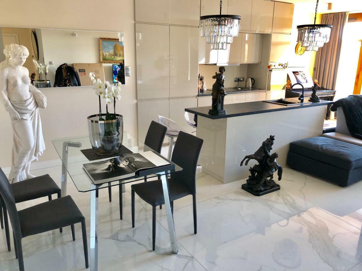 Luxury In City Centre Unique *
