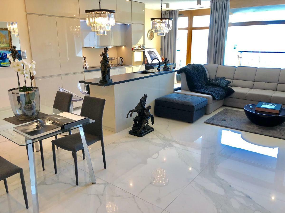 Luxury In City Centre Unique Apartment Warsaw