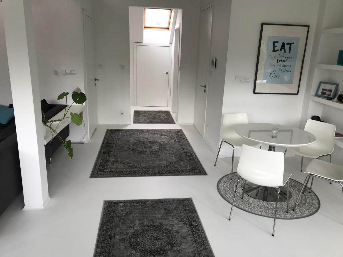 Loft 85 M2 Wilanow Krolewski Self Checkin Apartamento