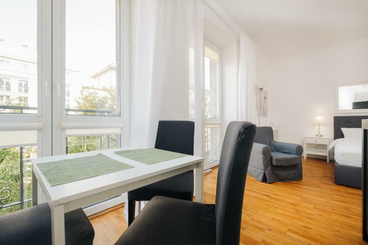 Plac Konstytucji Apartment