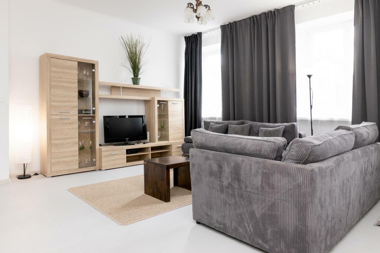 Centre Apartment *