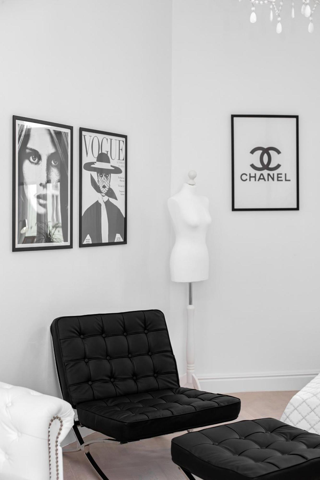 Center By Renters Apartment *