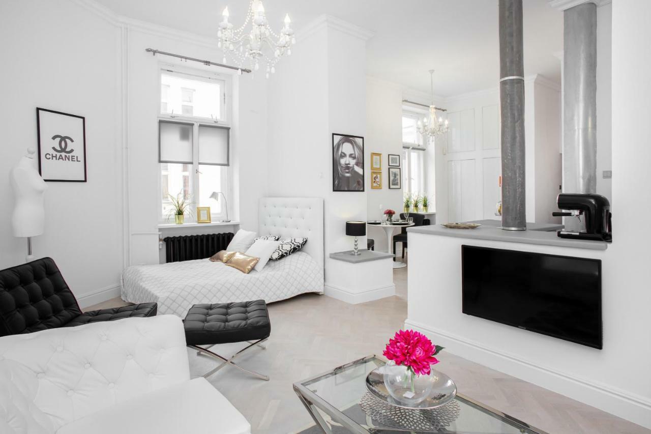 Center By Renters * Warschau