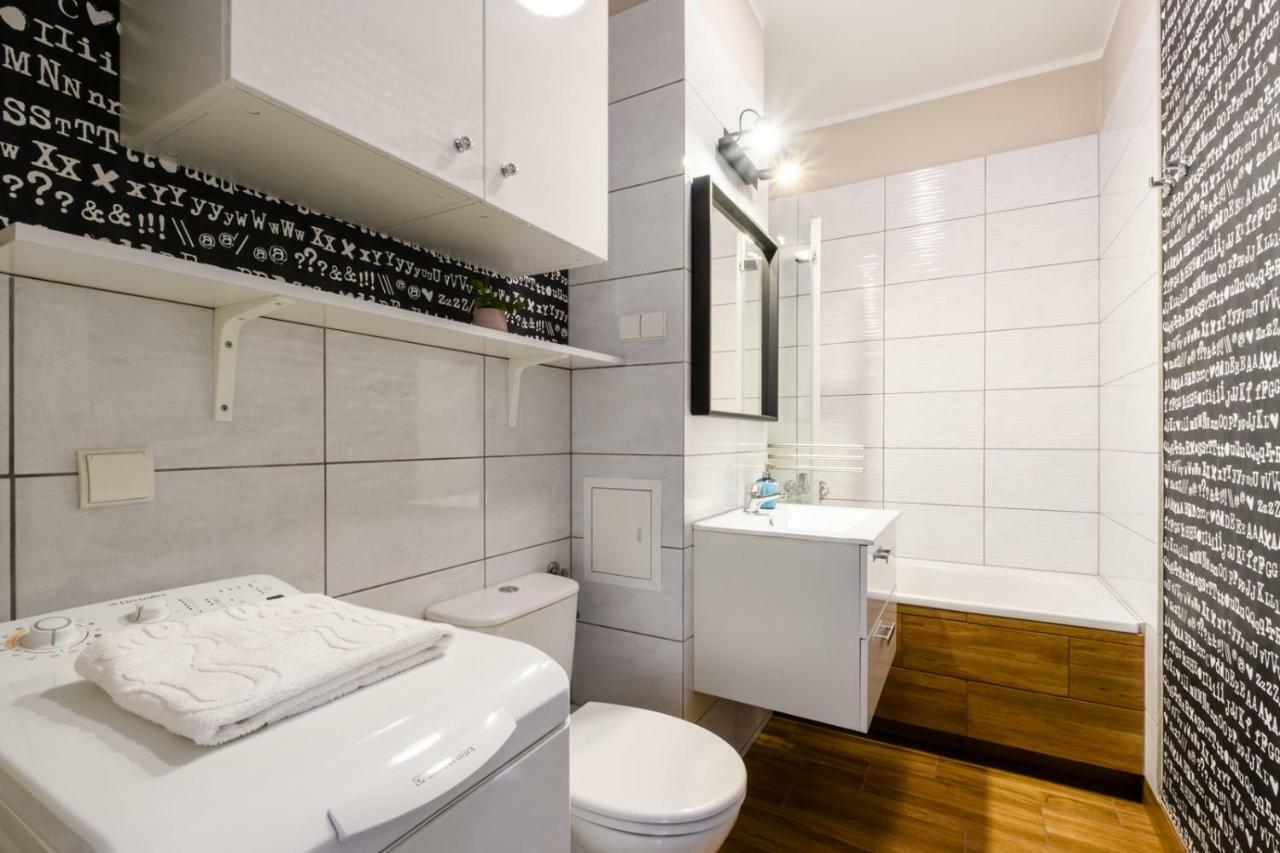 Apartment Gama Kondratowicza18 Warsaw