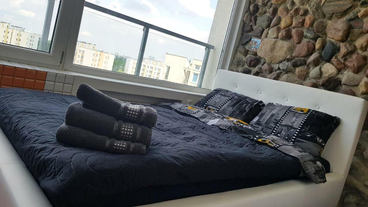 Walk Distance To Mokotow Business Park Apartment