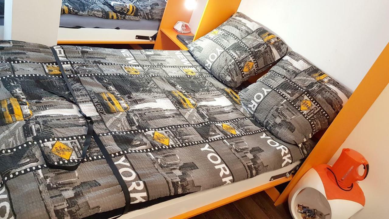 Walk Distance To Mokotow Business Park Apartment *
