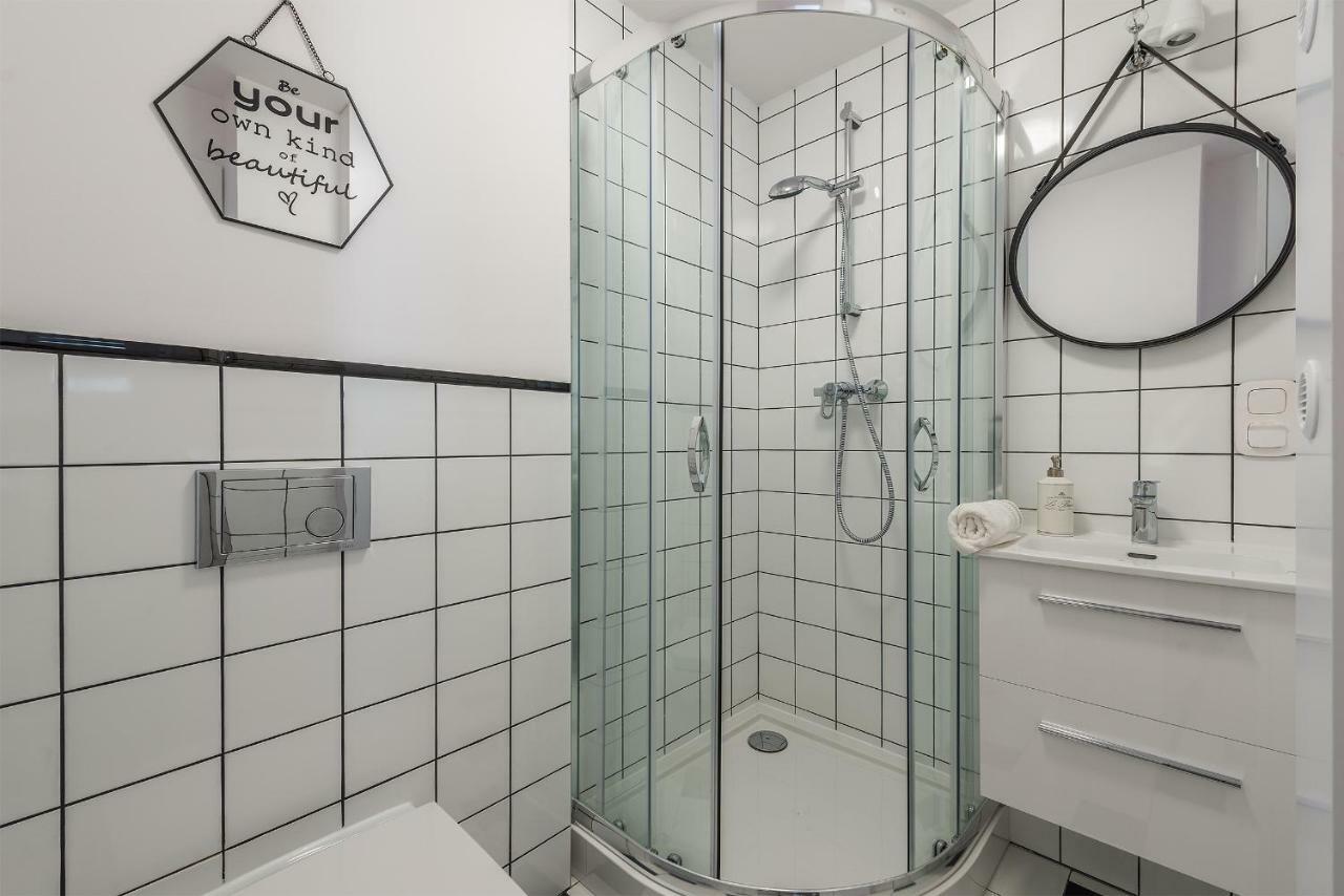 Unitapartament: Metro Apartment