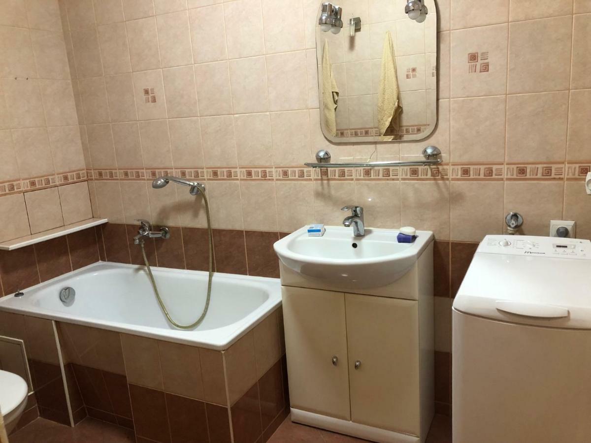 Flat Chmielna Street Apartment *