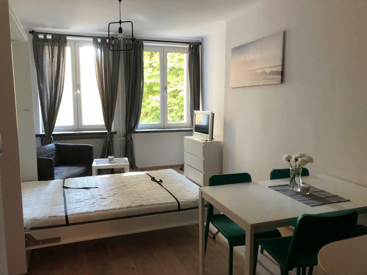 Apartment Flat Chmielna Street Warsaw