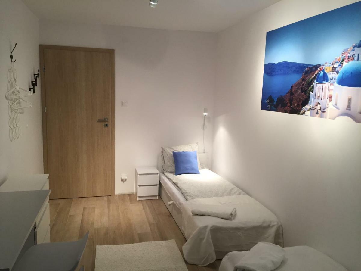 6 Cities Apartment