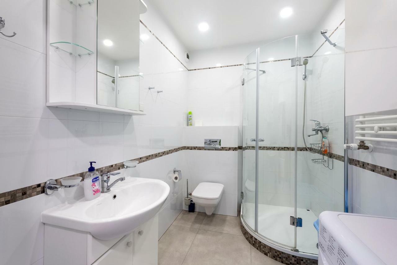 - Aparts - Manhattan Mokotow Apartment Warsaw
